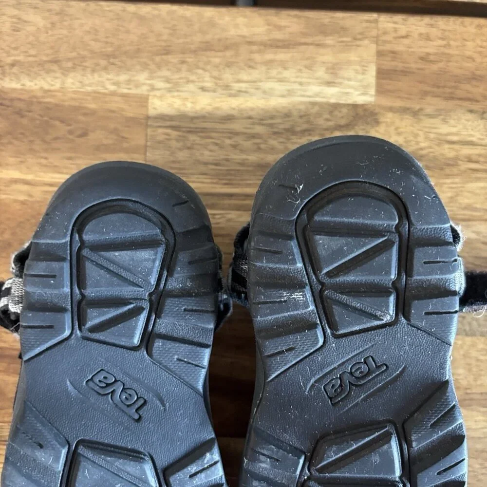 Teva good preowned